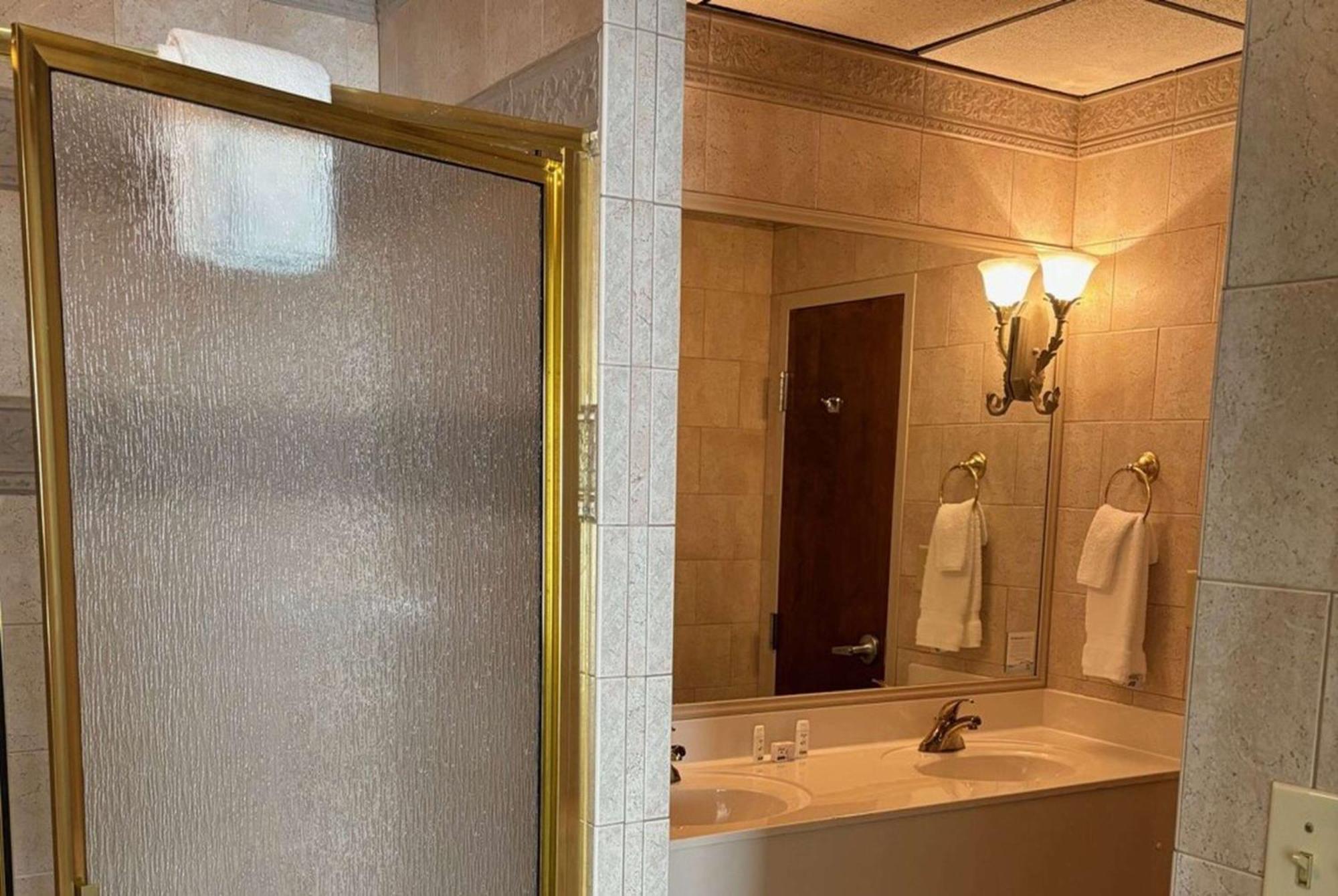 Baymont By Wyndham Johnson City Ngoại thất bức ảnh