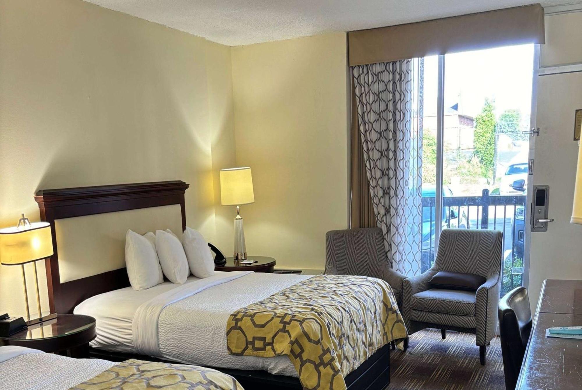 Baymont By Wyndham Johnson City Ngoại thất bức ảnh
