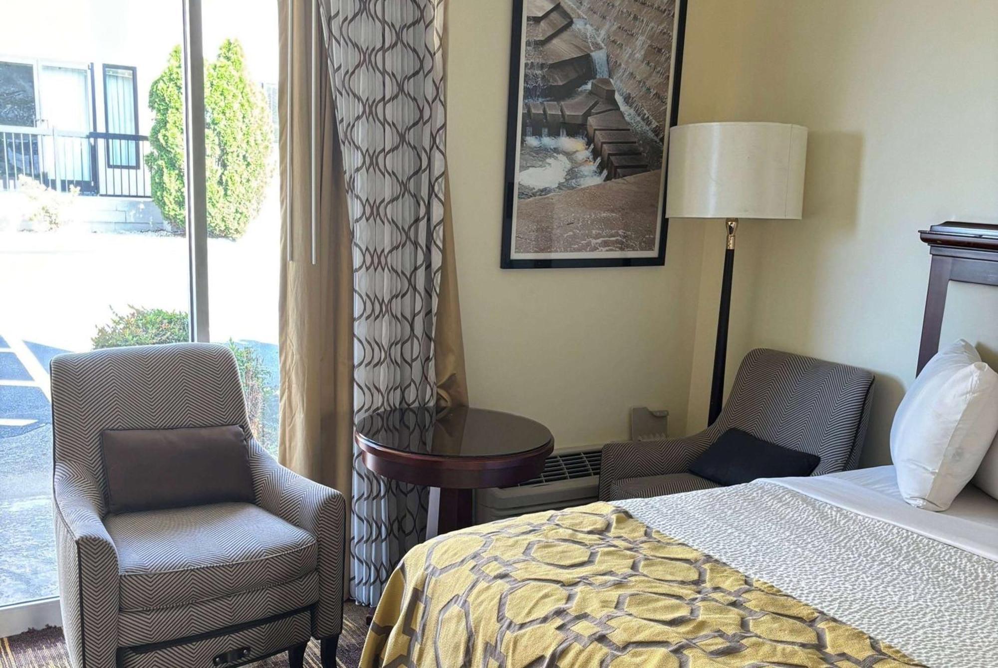 Baymont By Wyndham Johnson City Ngoại thất bức ảnh
